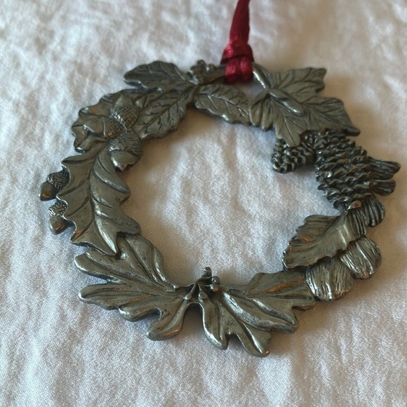 Seagull Pewter: 1995 Vintage Christmas Wreath Ornament- Canada - Picture 12 of 12
